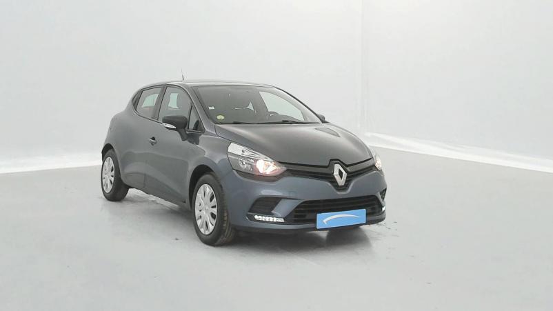 Vente en ligne Renault Clio 4 Clio dCi 75 E6C au prix de 11 990 €