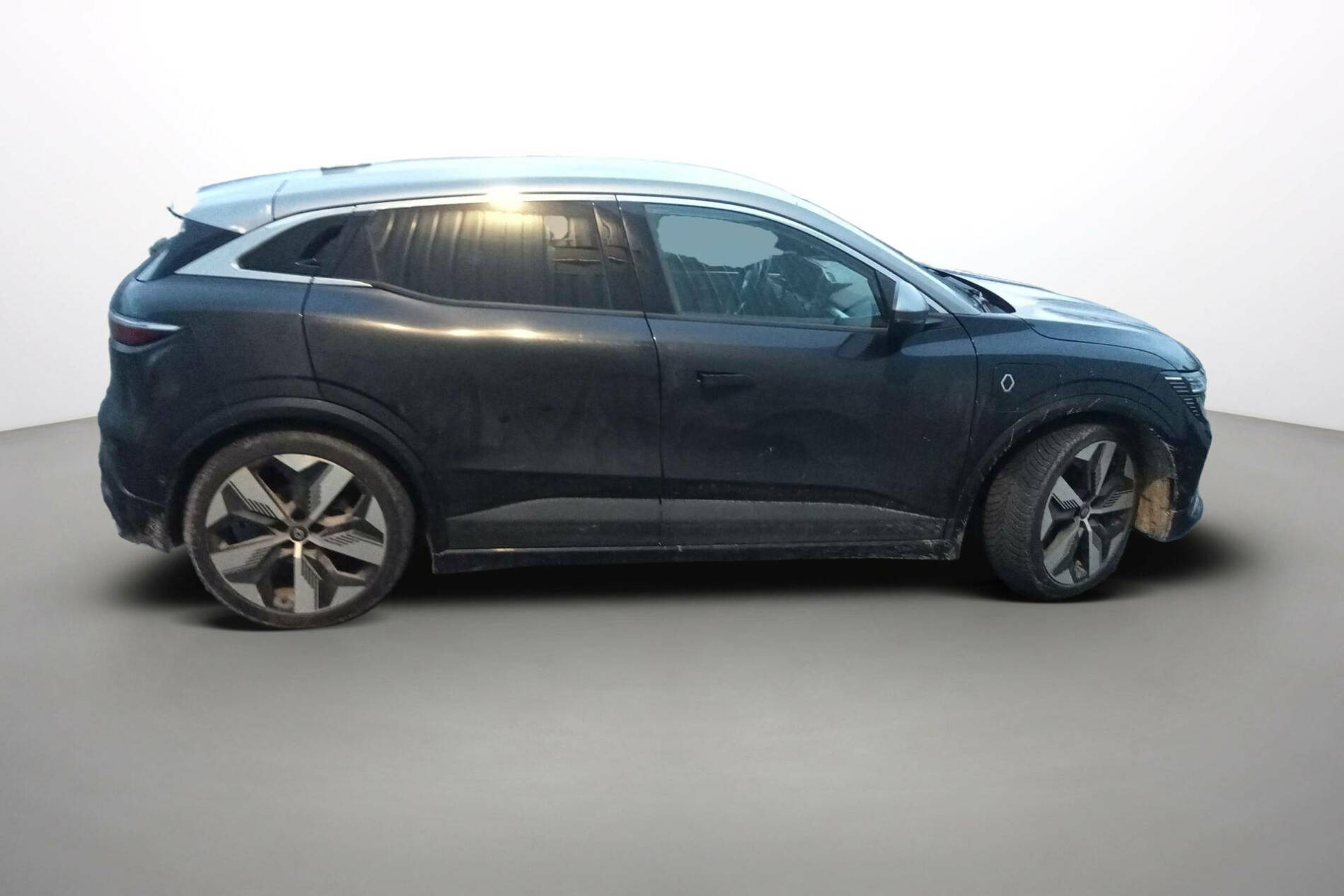 Vente en ligne Renault Megane E-Tech  EV60 220 ch super charge au prix de 15 990 €