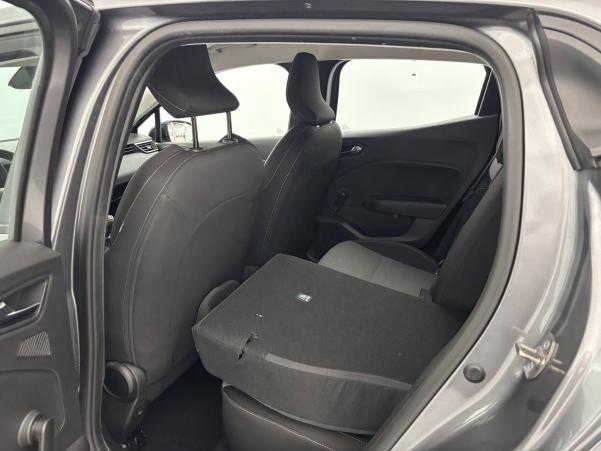 Vente en ligne Renault Clio 5 Clio Blue dCi 100 ch GSR2 au prix de 16 590 €