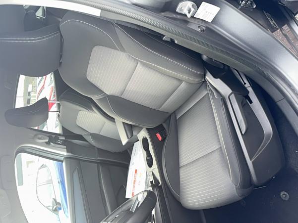 Vente en ligne Renault Arkana  TCe 140 EDC - 22 au prix de 22 990 €