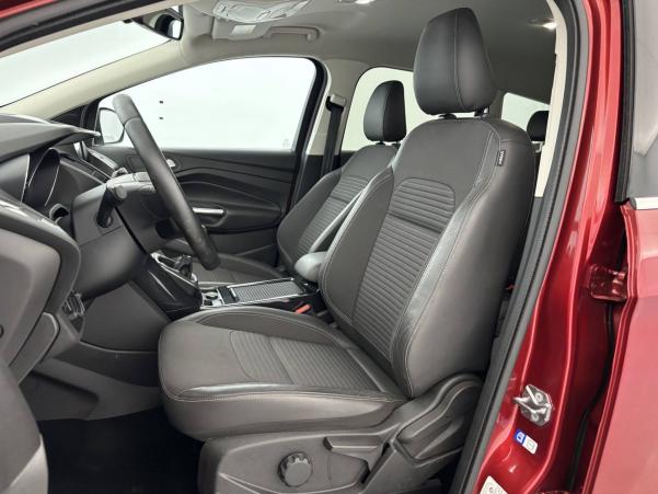 Vente en ligne Ford Kuga  2.0 TDCi 150 S&S 4x2 BVM6 au prix de 16 290 €