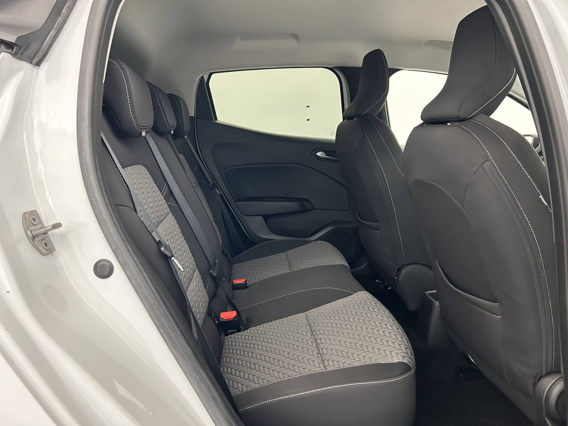 Vente en ligne Renault Clio 5 Clio Blue dCi 100 au prix de 15 790 €