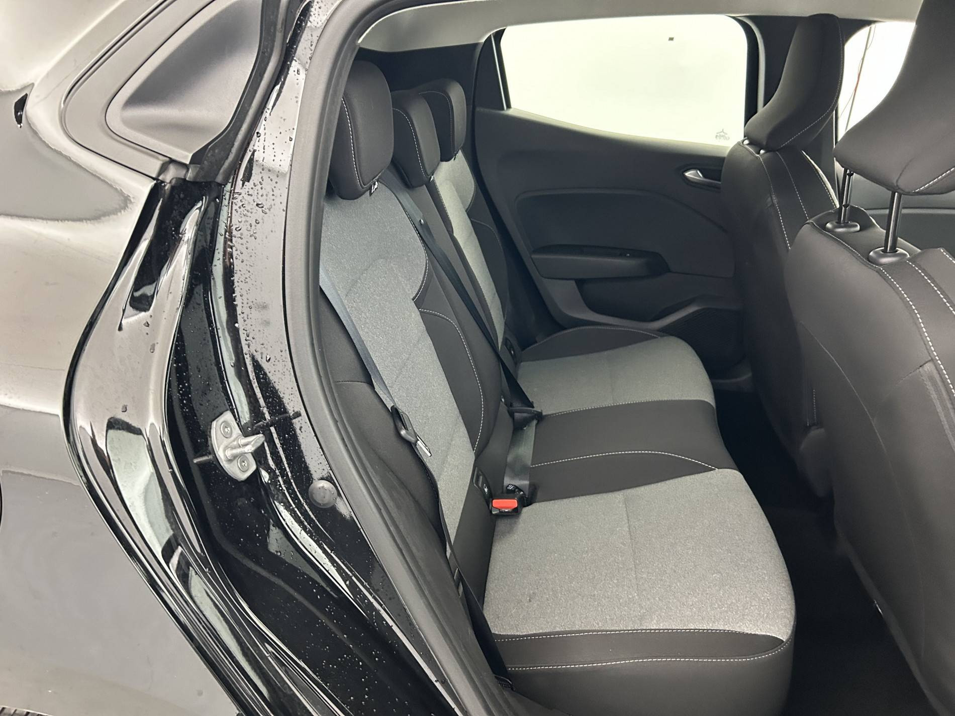 Vente en ligne Renault Clio 5 Clio Blue dCi 100 ch GSR2 au prix de 19 990 €