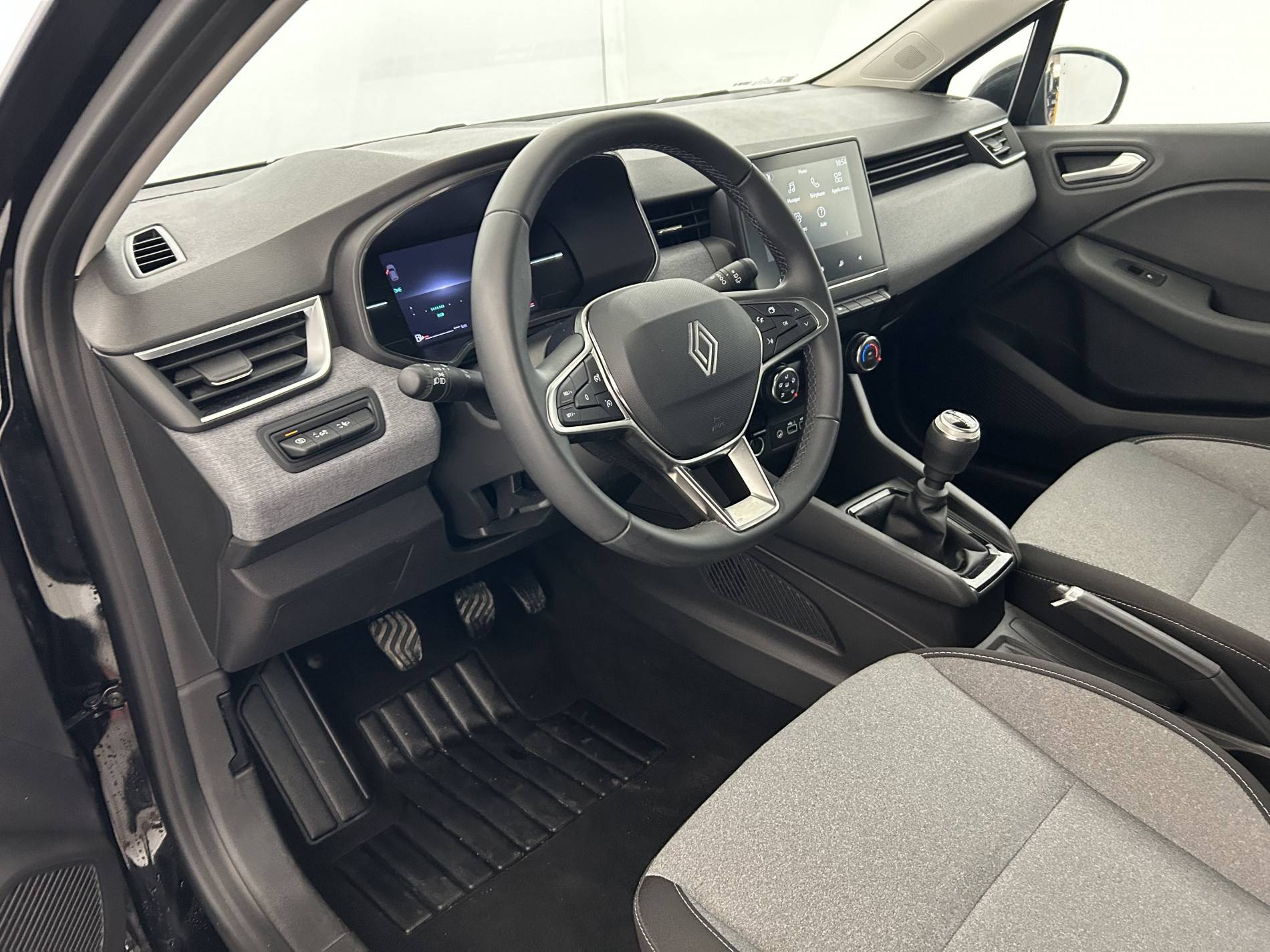 Vente en ligne Renault Clio 5 Clio Blue dCi 100 ch GSR2 au prix de 19 990 €