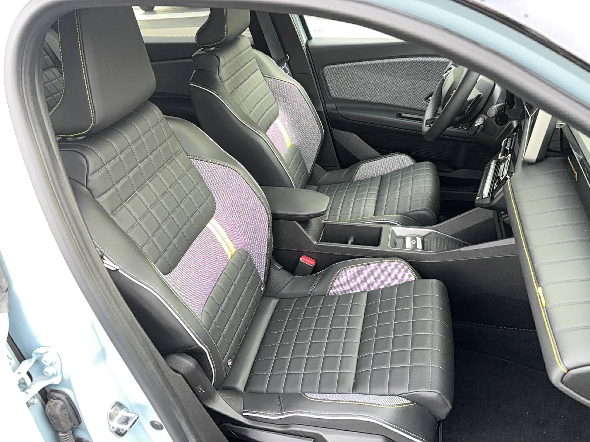 Vente en ligne Renault R4 E-Tech  150 ch autonomie confort au prix de 35 900 €