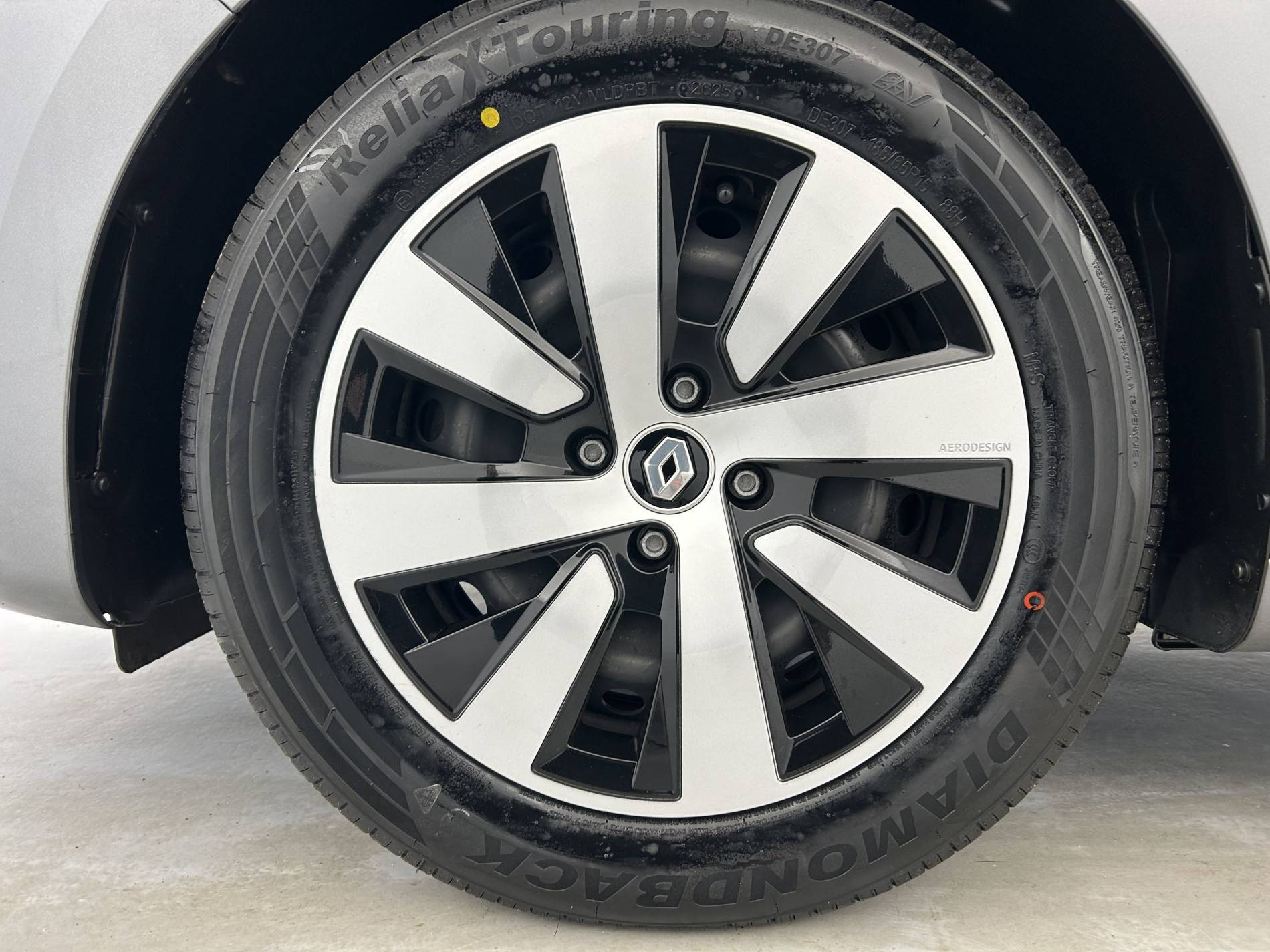 Vente en ligne Renault Clio 5 Clio TCe 90 au prix de 13 990 €