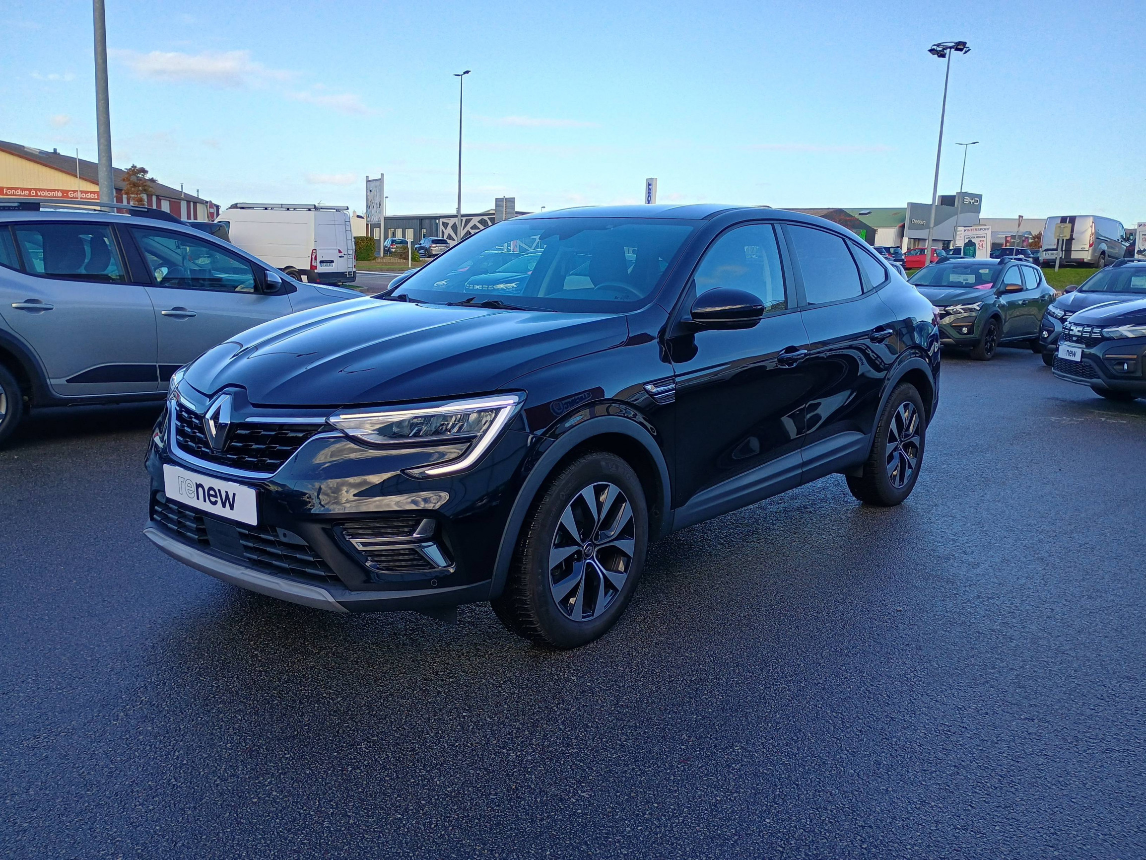 Renault Arkana  E-Tech hybride 145 - 22 occasion de 2023 en vente à Cherbourg