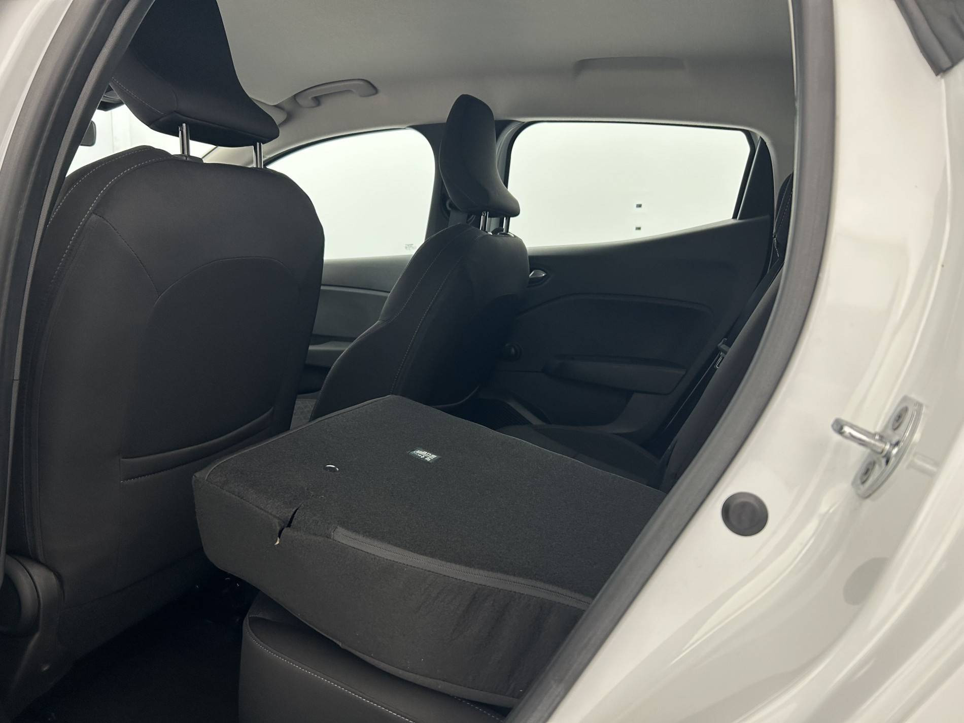 Vente en ligne Renault Clio 5 Clio TCe 100 GPL au prix de 12 990 €