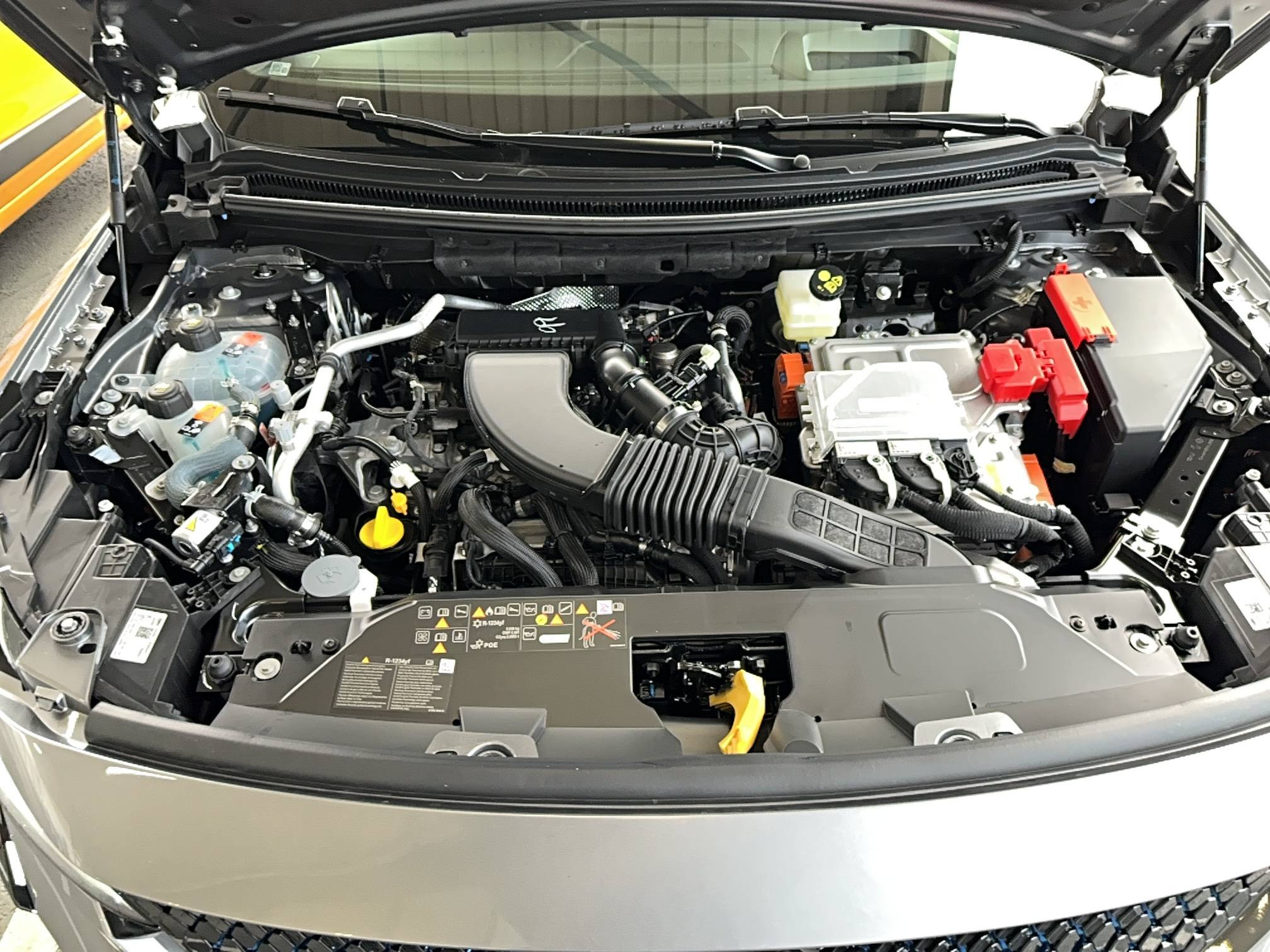 Vente en ligne Renault Rafale  hyper hybrid E-Tech 300ch 4x4 au prix de 52 900 €