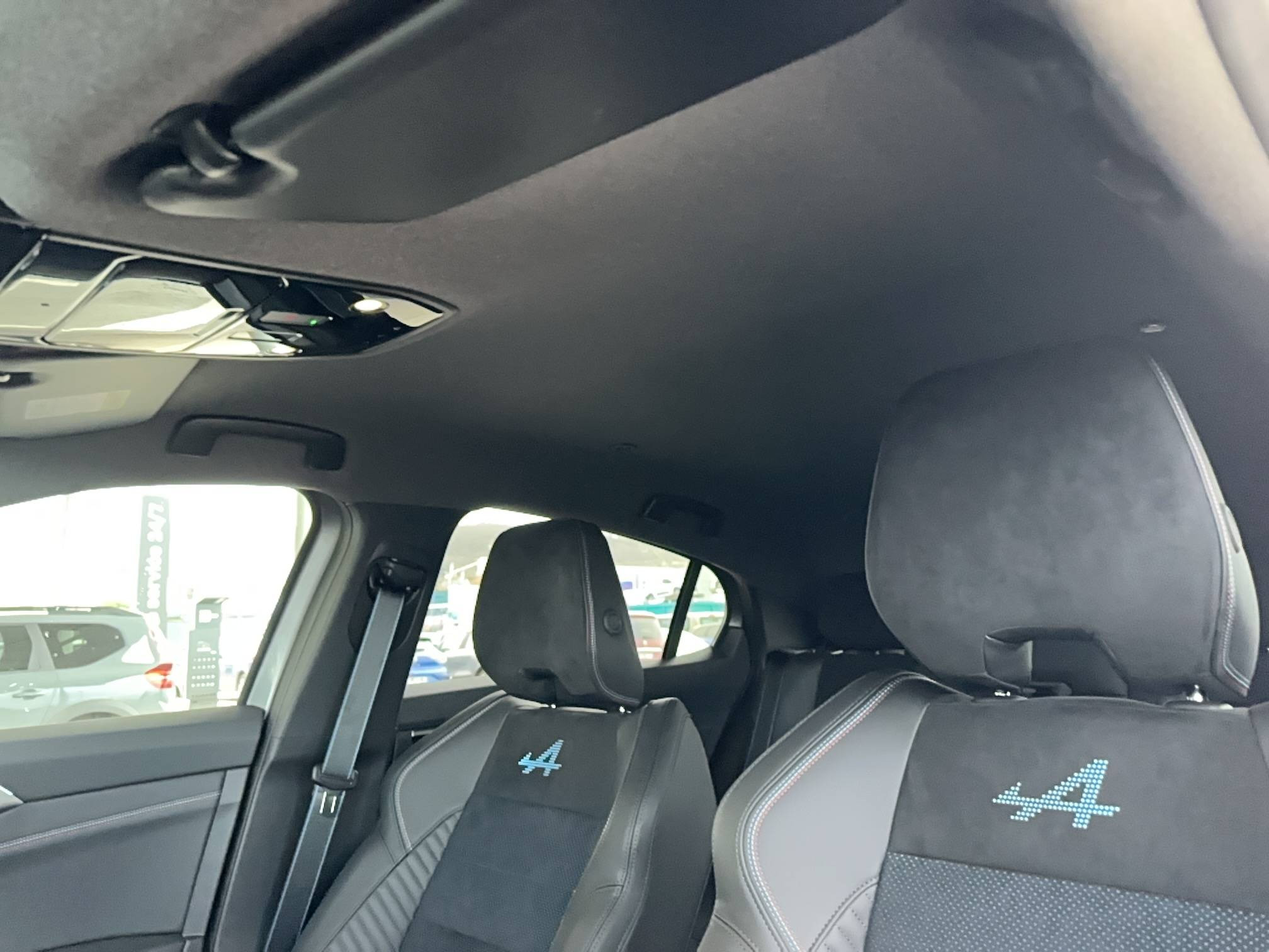 Vente en ligne Renault Rafale  hyper hybrid E-Tech 300ch 4x4 au prix de 52 900 €