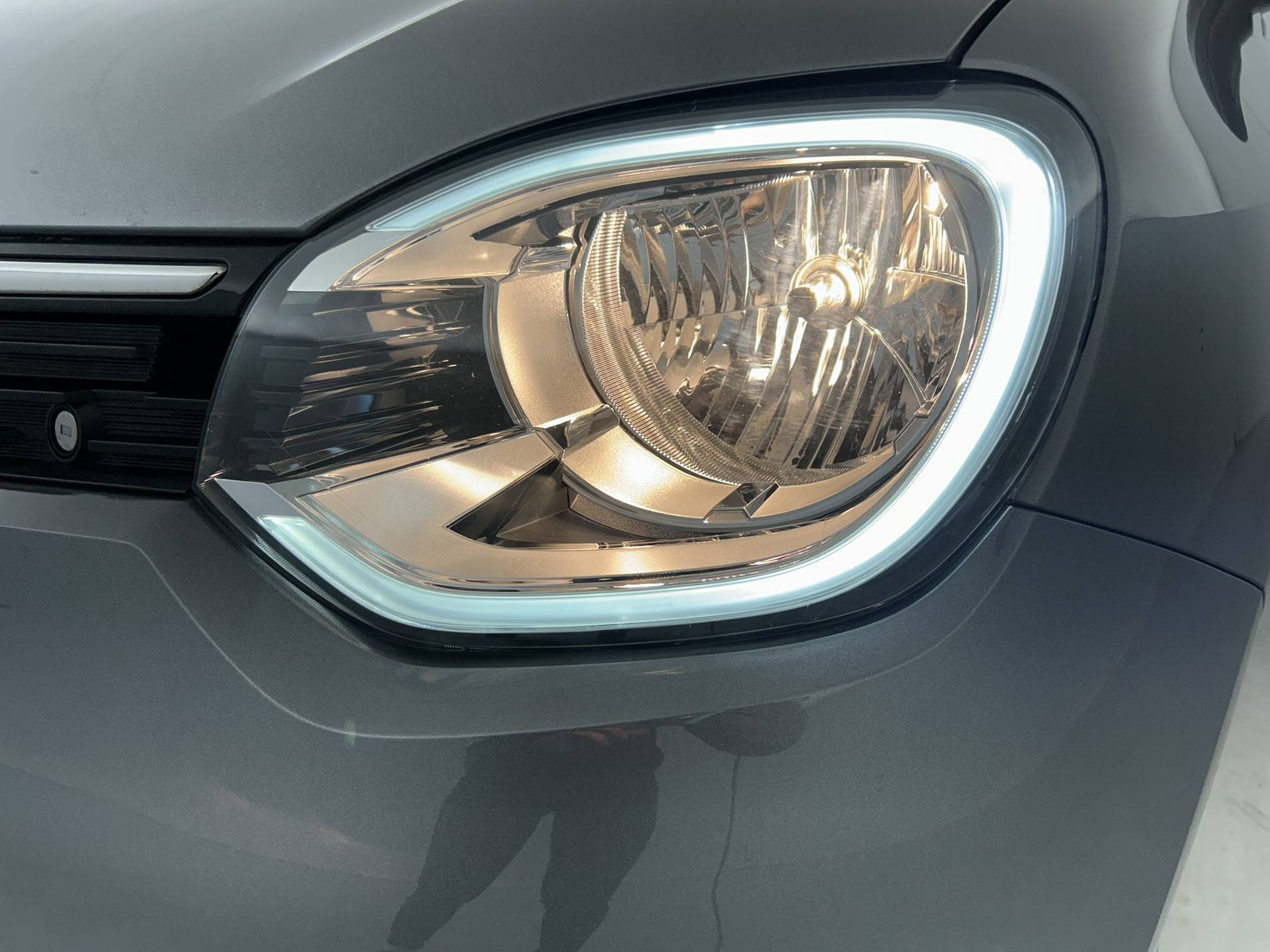 Vente en ligne Renault Twingo Electrique Twingo III E-Tech au prix de 11 490 €