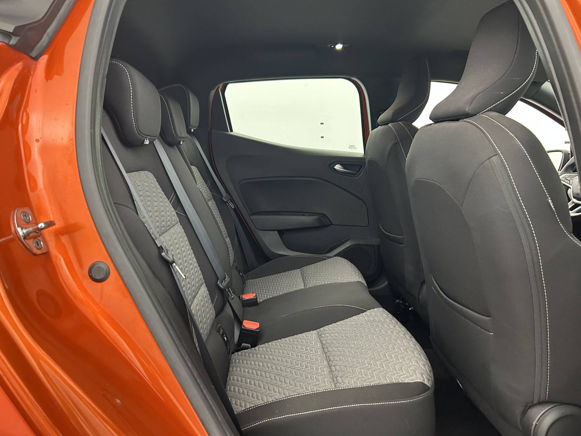 Vente en ligne Renault Clio 5 Clio TCe 100 GPL - 21 au prix de 13 790 €