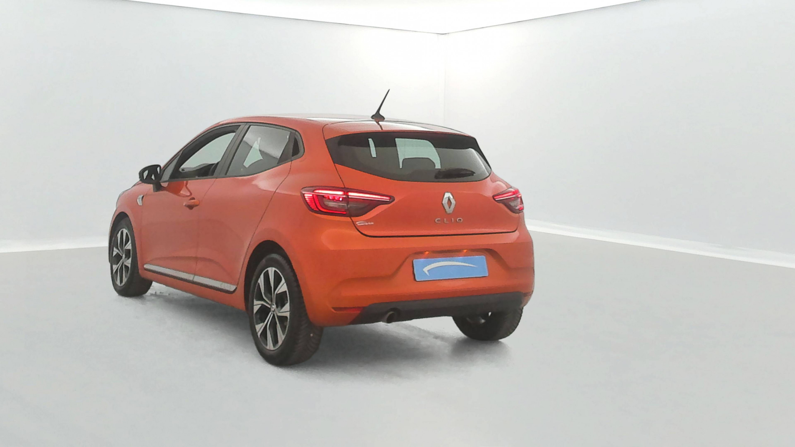 Vente en ligne Renault Clio 5 Clio TCe 100 GPL - 21 au prix de 13 790 €