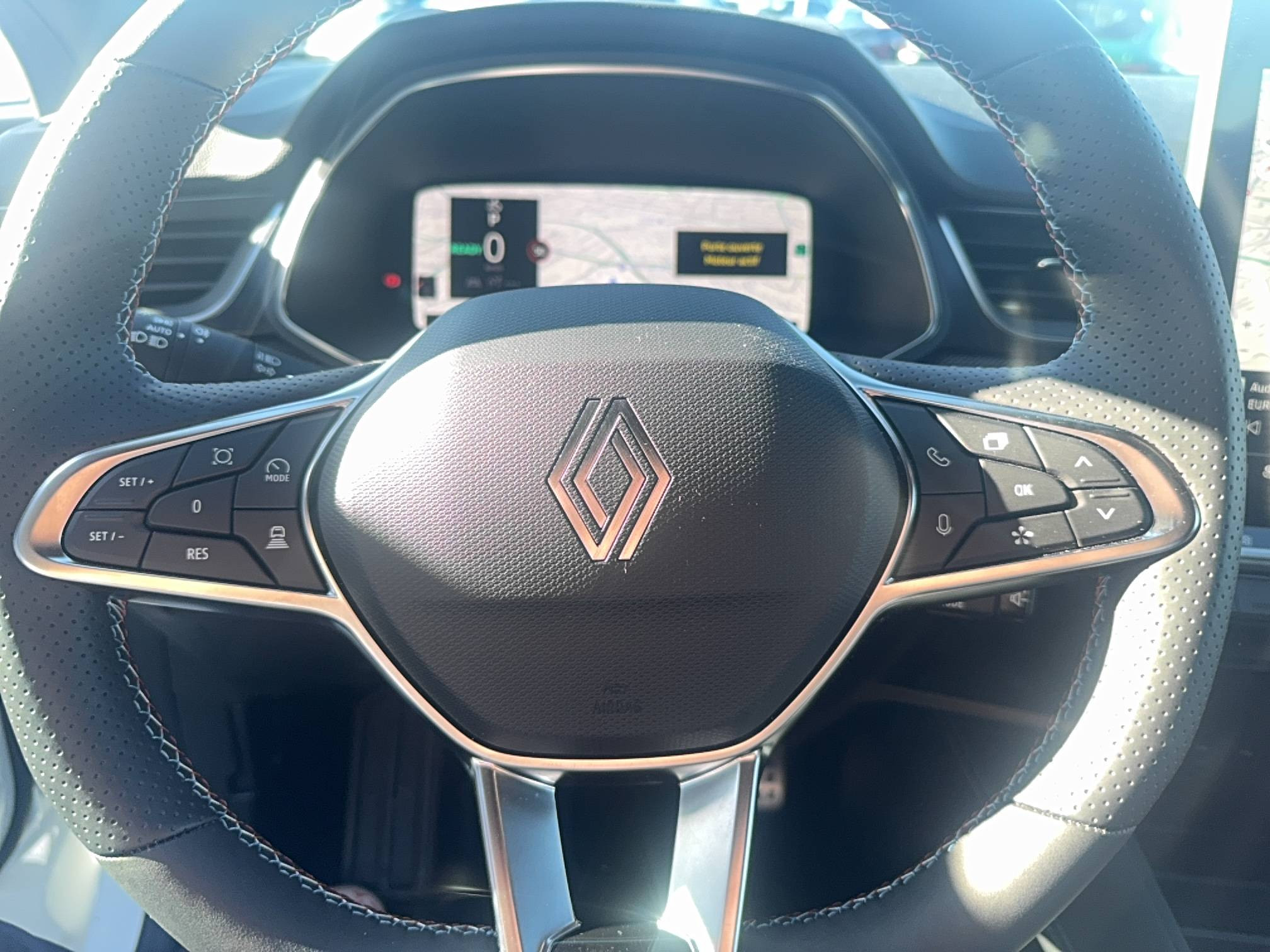 Vente en ligne Renault Captur  E-Tech full hybrid 160 ch au prix de 30 900 €