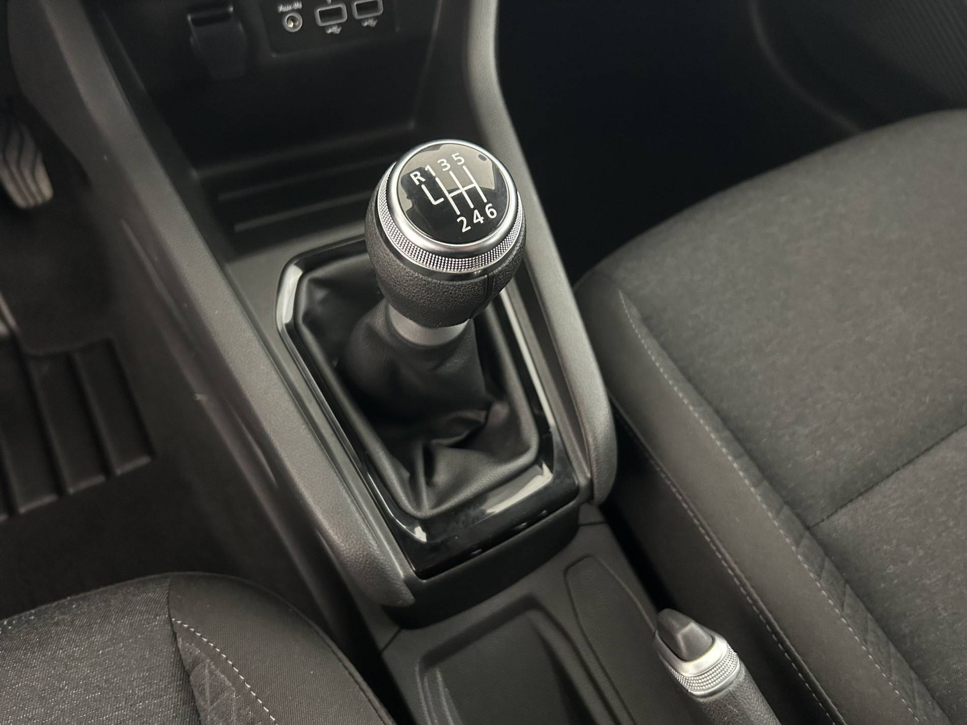 Vente en ligne Renault Clio 5 Clio TCe 90 au prix de 14 290 €