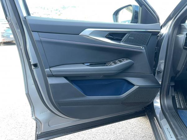 Vente en ligne Renault Rafale  E-Tech full hybrid 200 au prix de 49 700 €