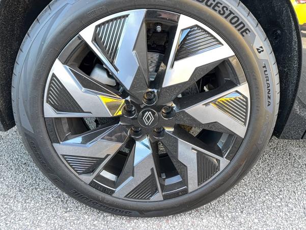 Vente en ligne Renault Rafale  E-Tech full hybrid 200 au prix de 49 700 €