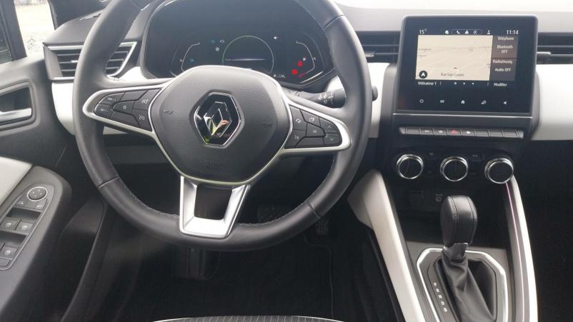 Vente en ligne Renault Clio 5 Clio E-Tech full hybrid 145 au prix de 18 290 €