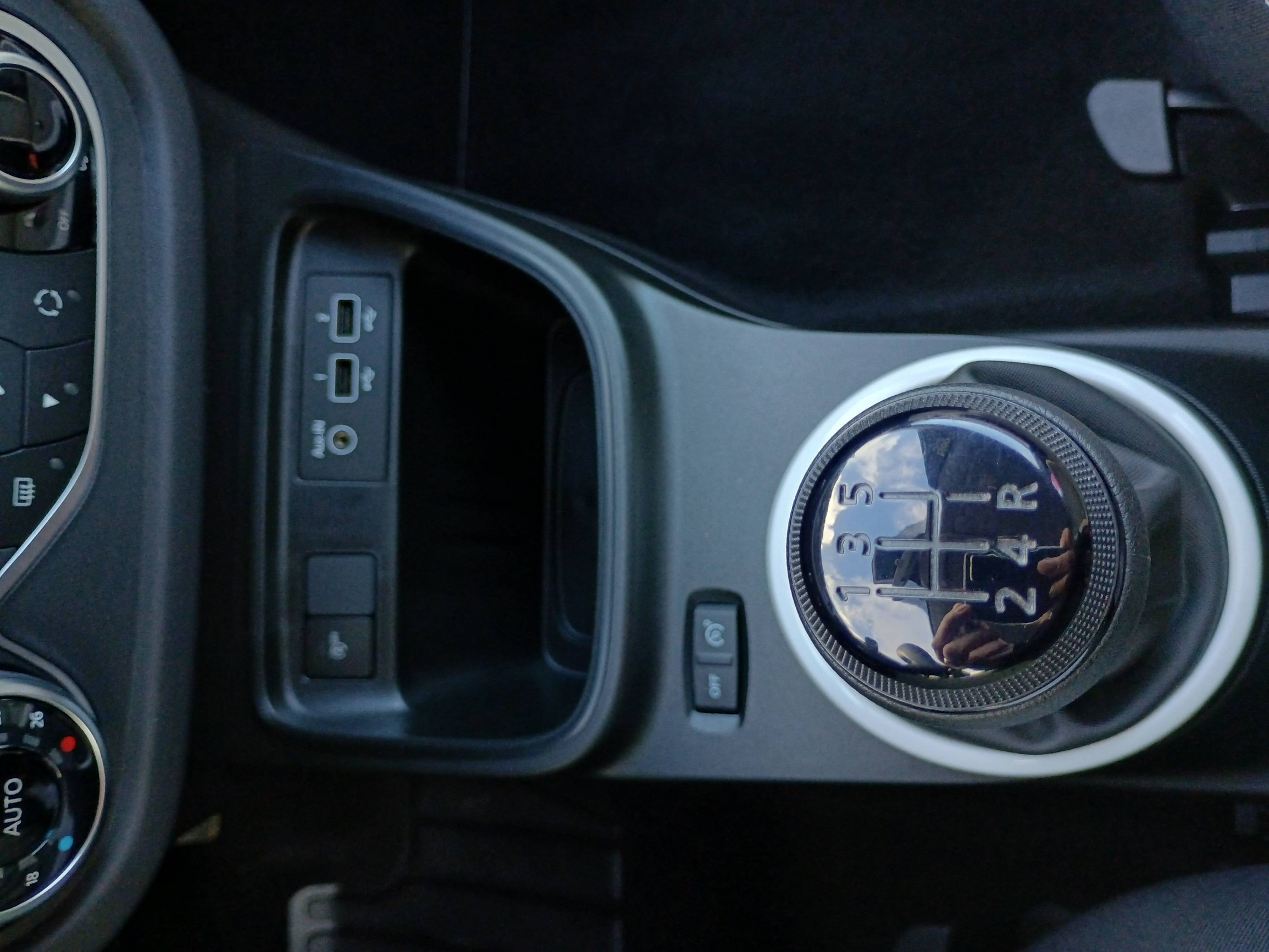 Vente en ligne Renault Twingo 3  SCe 65 au prix de 12 990 €