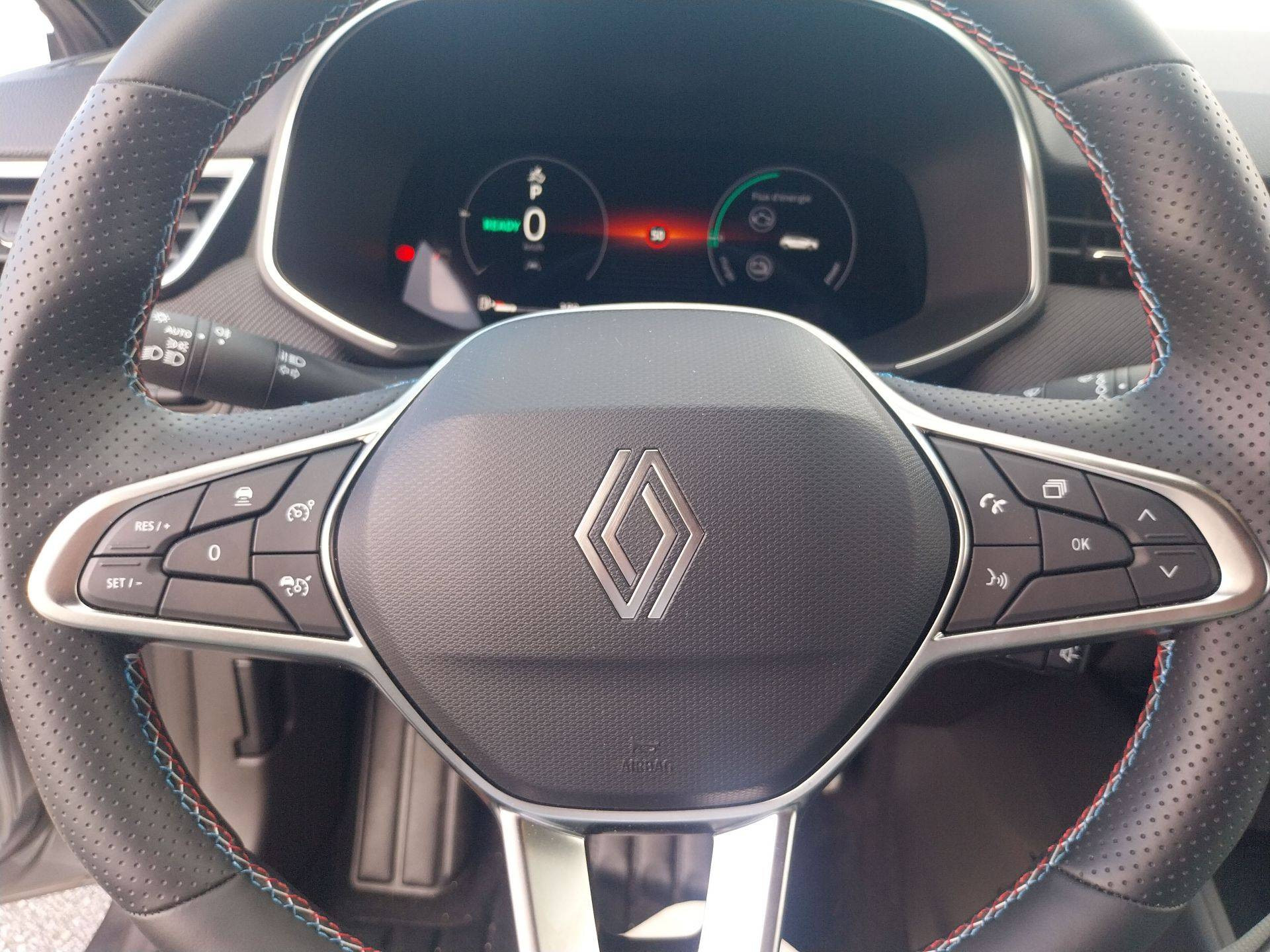 Vente en ligne Renault Clio 5 Clio E-Tech full hybrid 145 ch GSR2 au prix de 24 490 €