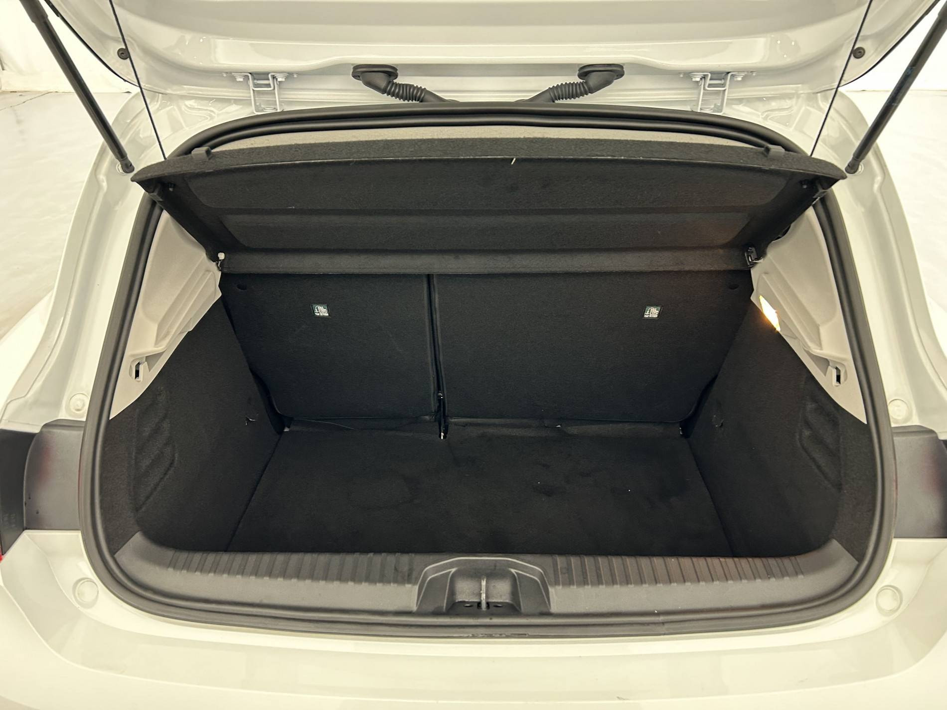 Vente en ligne Renault Clio 5 Clio TCe 100 GPL - 21N au prix de 13 290 €