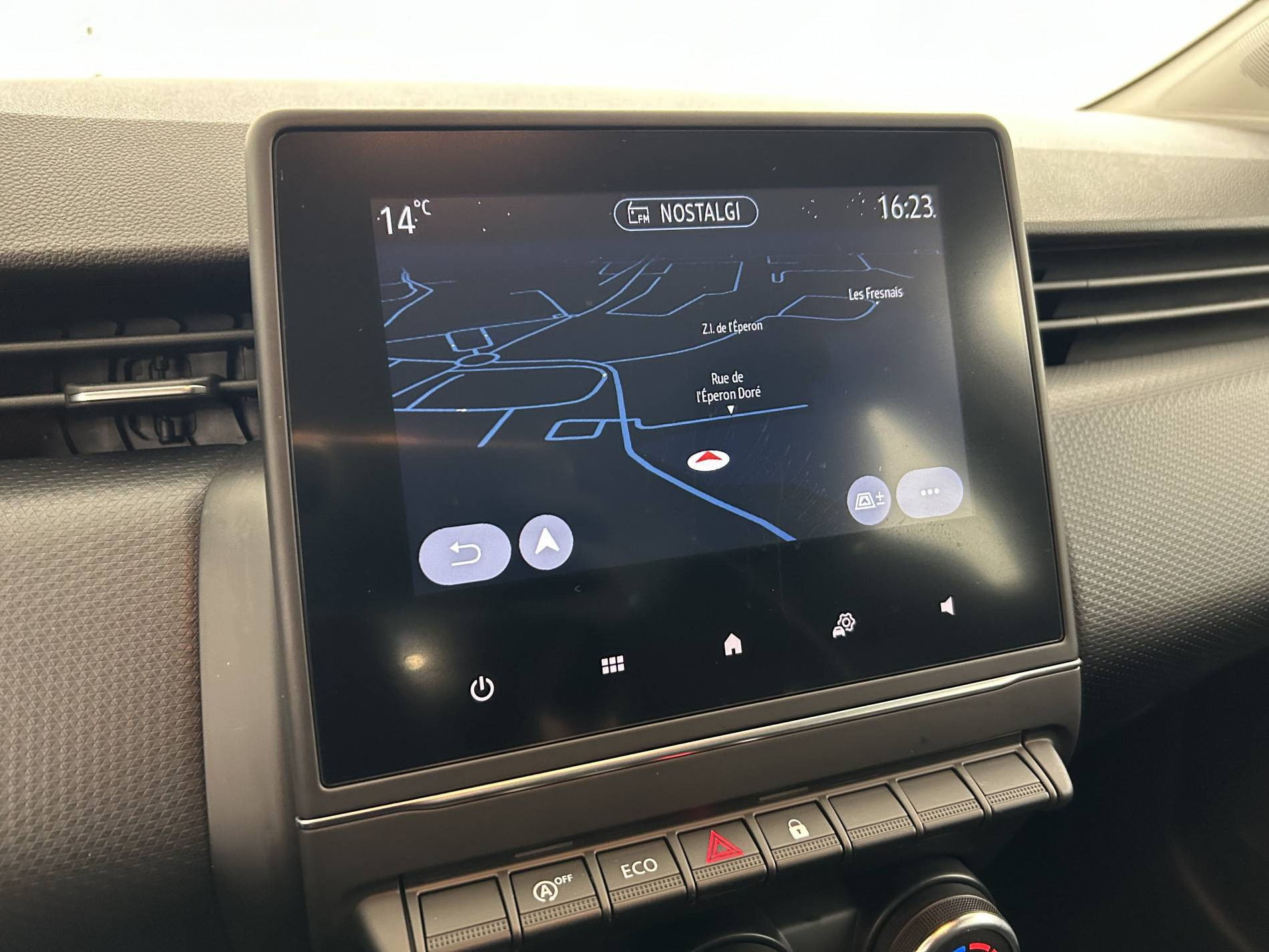 Vente en ligne Renault Clio 5 Clio TCe 100 GPL - 21N au prix de 13 290 €