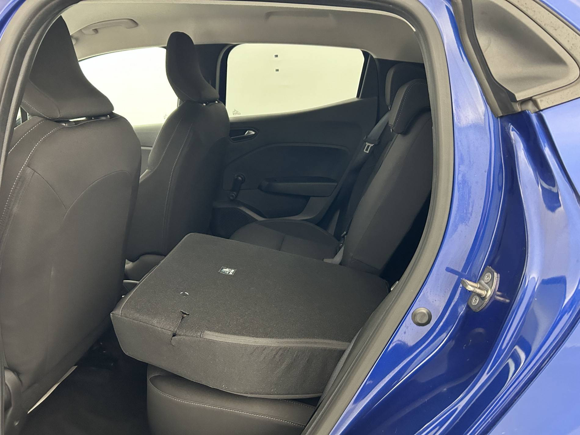 Vente en ligne Renault Clio 5 Clio Blue dCi 100 au prix de 15 390 €