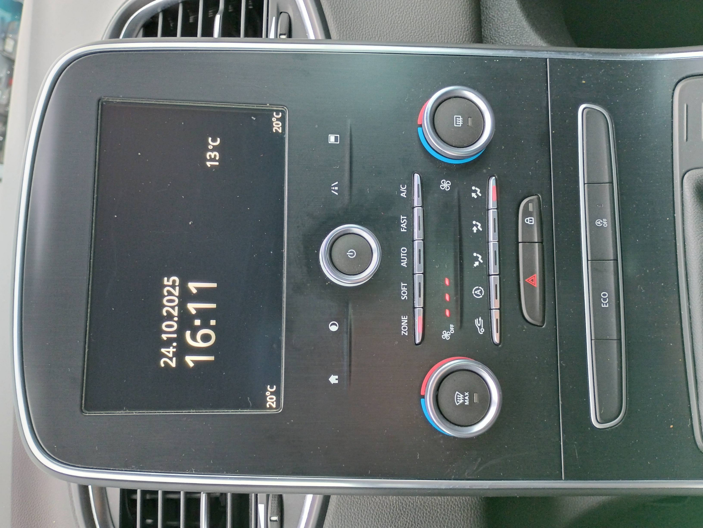 Vente en ligne Renault Scenic 4 Scenic Blue dCi 120 au prix de 14 790 €