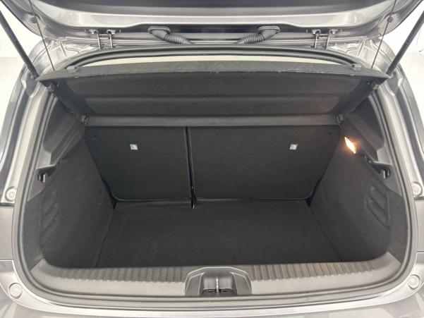Vente en ligne Renault Clio 5 Clio Blue dCi 100 au prix de 16 490 €