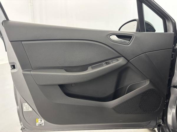 Vente en ligne Renault Clio 5 Clio Blue dCi 100 au prix de 16 490 €