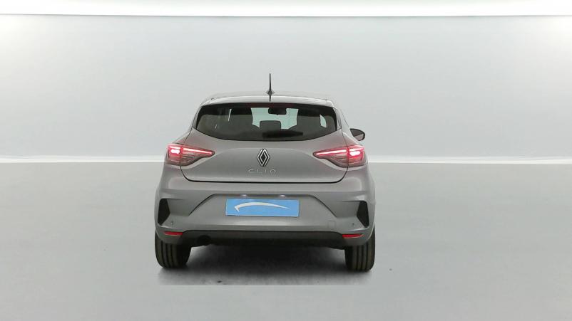 Vente en ligne Renault Clio 5 Clio Blue dCi 100 au prix de 16 490 €