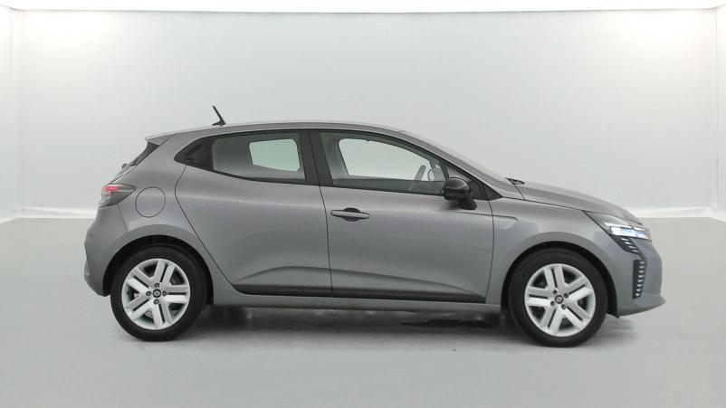 Vente en ligne Renault Clio 5 Clio Blue dCi 100 au prix de 16 490 €