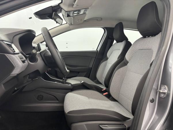 Vente en ligne Renault Clio 5 Clio Blue dCi 100 au prix de 16 490 €