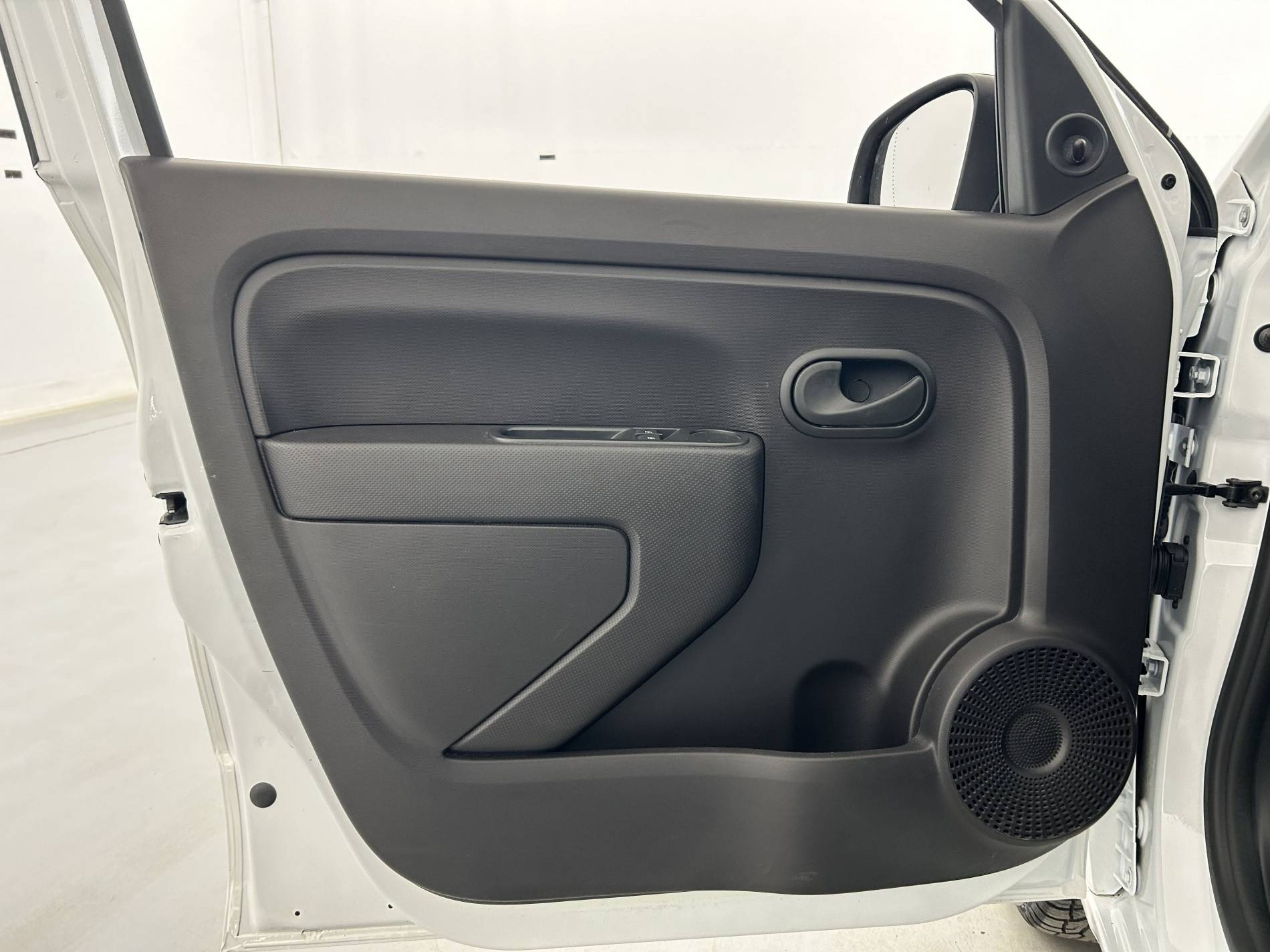 Vente en ligne Renault Twingo Electrique Twingo III E-Tech au prix de 10 490 €