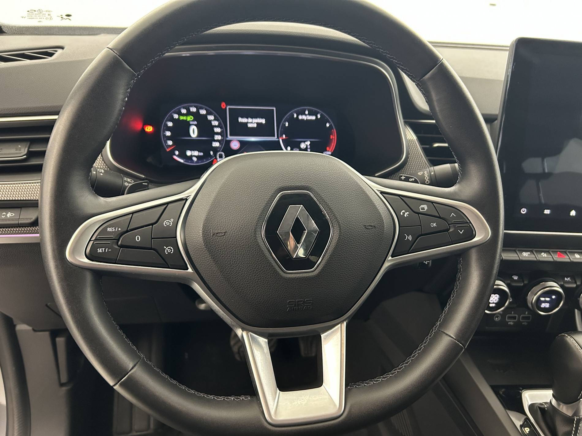 Vente en ligne Renault Arkana  mild hybrid 140 EDC FAP - 22 au prix de 20 990 €