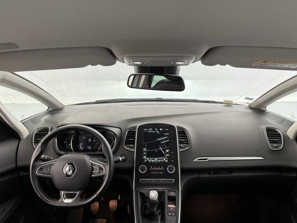 Vente en ligne Renault Grand Scenic 4 Grand Scenic Blue dCi 120 au prix de 19 690 €