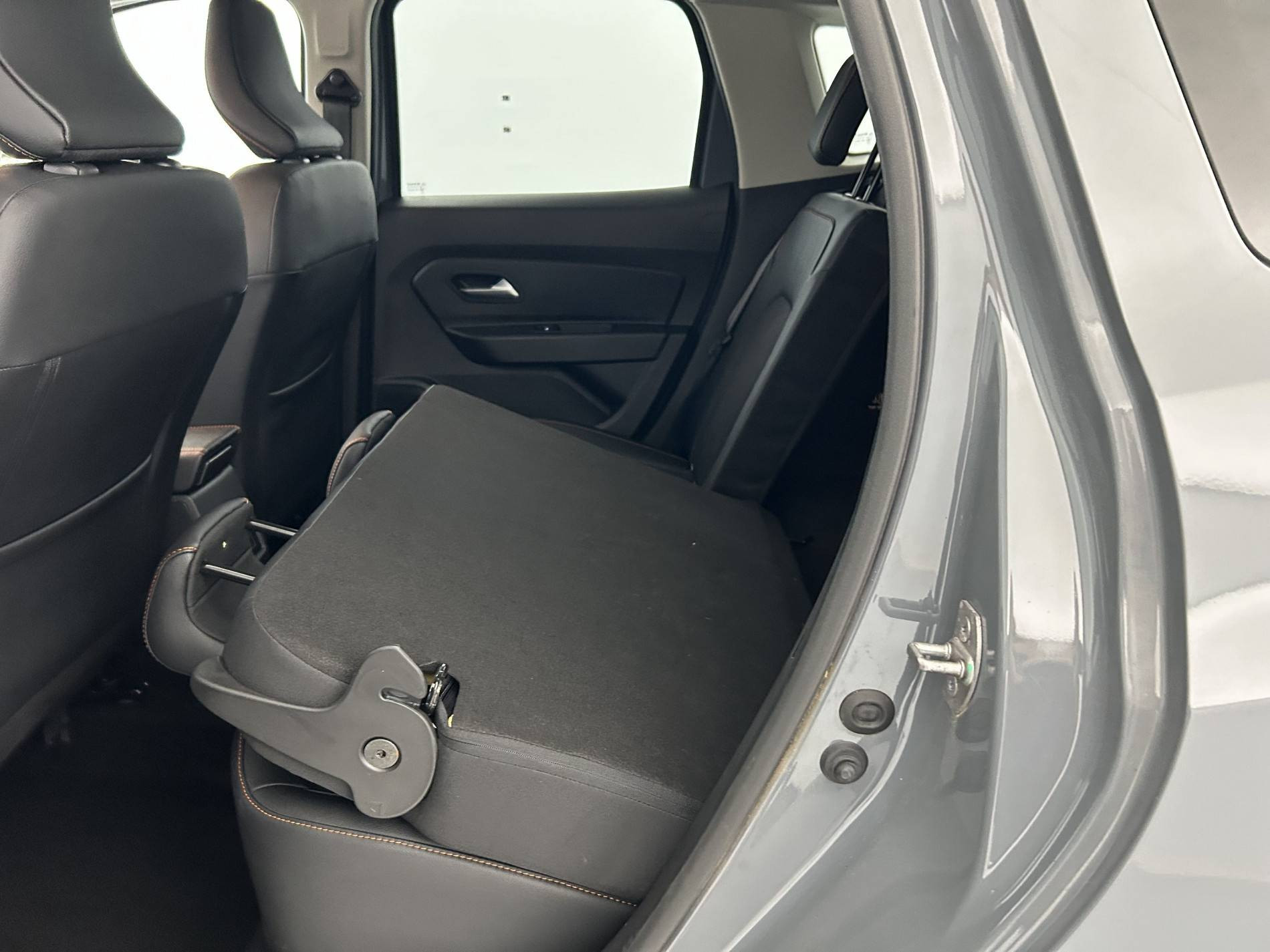 Vente en ligne Dacia Duster  TCe 150 FAP 4x2 EDC au prix de 19 890 €