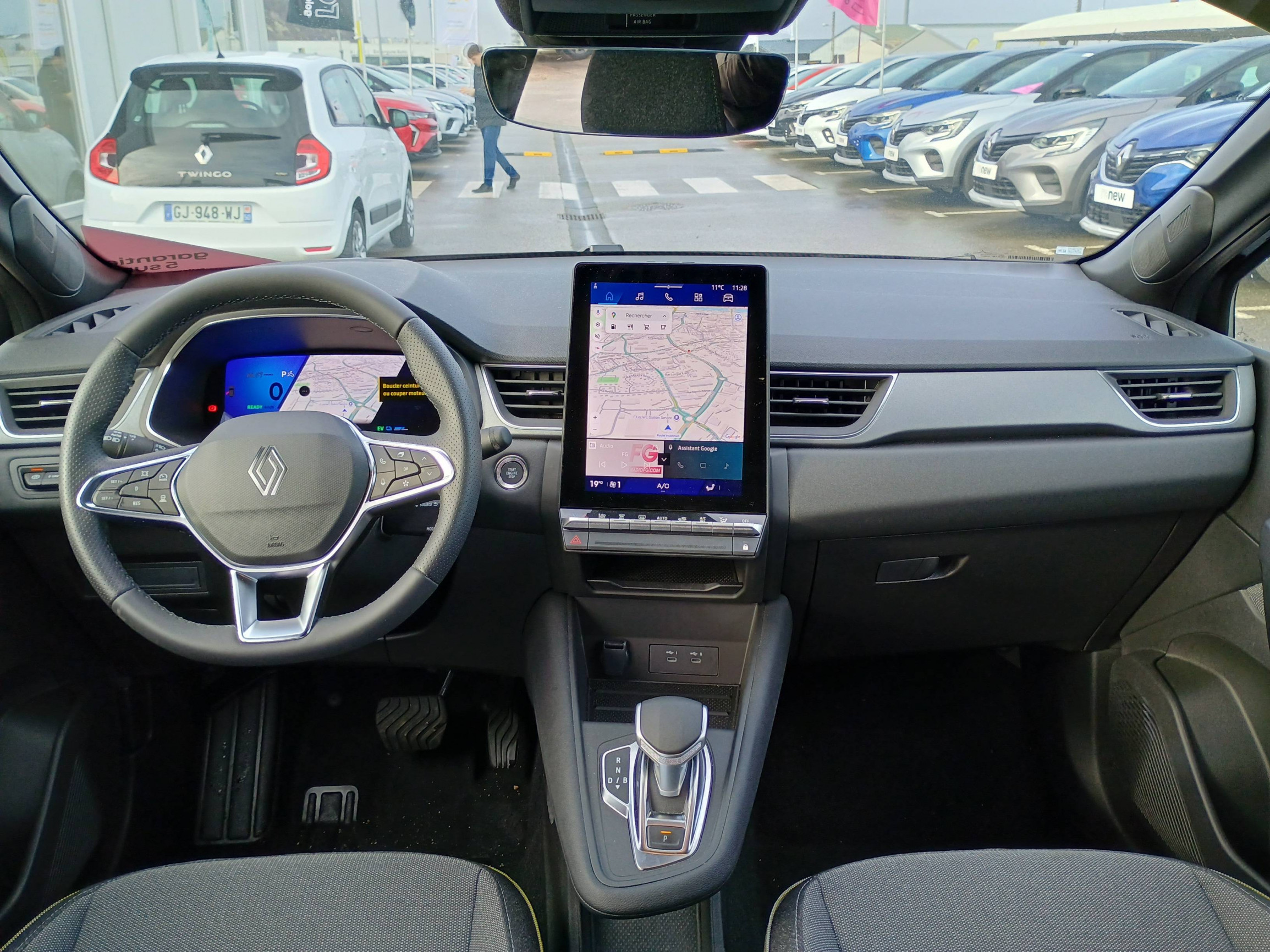 Vente en ligne Renault Symbioz  E-Tech full hybrid 145 au prix de 28 790 €