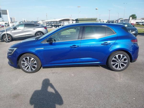 Vente en ligne Renault Megane 4  Blue dCi 115 EDC au prix de 24 990 €