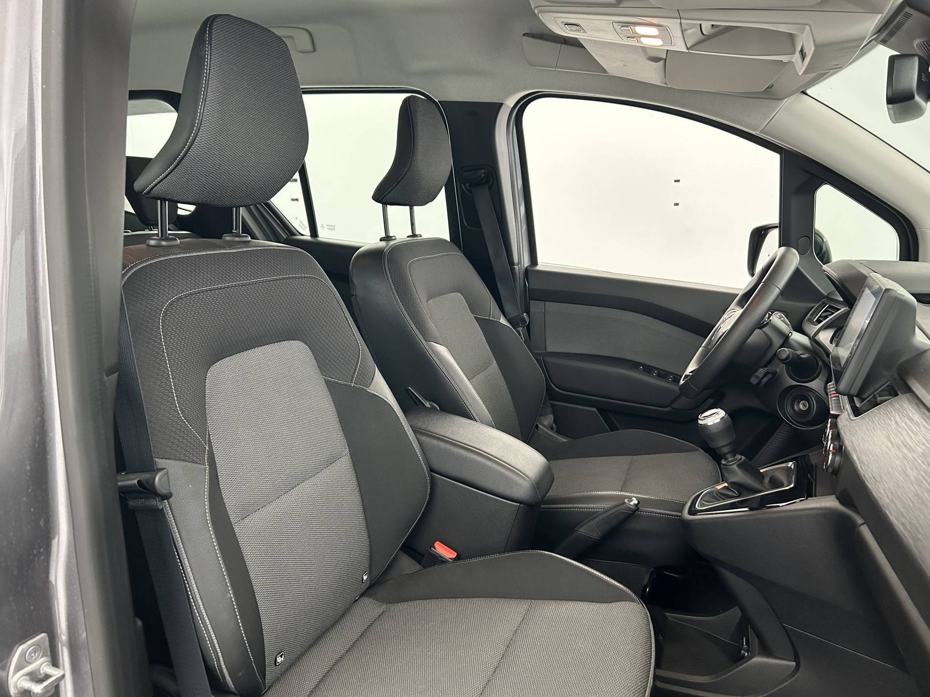 Vente en ligne Renault Kangoo  Blue dCi 95 au prix de 20 690 €