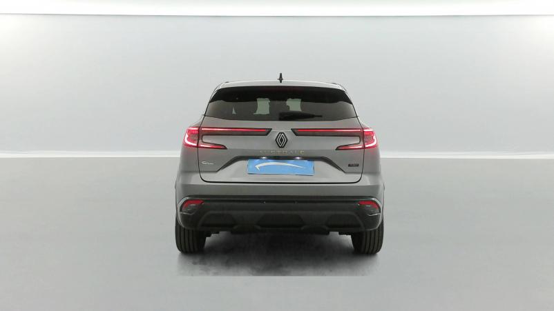 Vente en ligne Renault Austral  E-Tech hybrid 200 au prix de 28 990 €