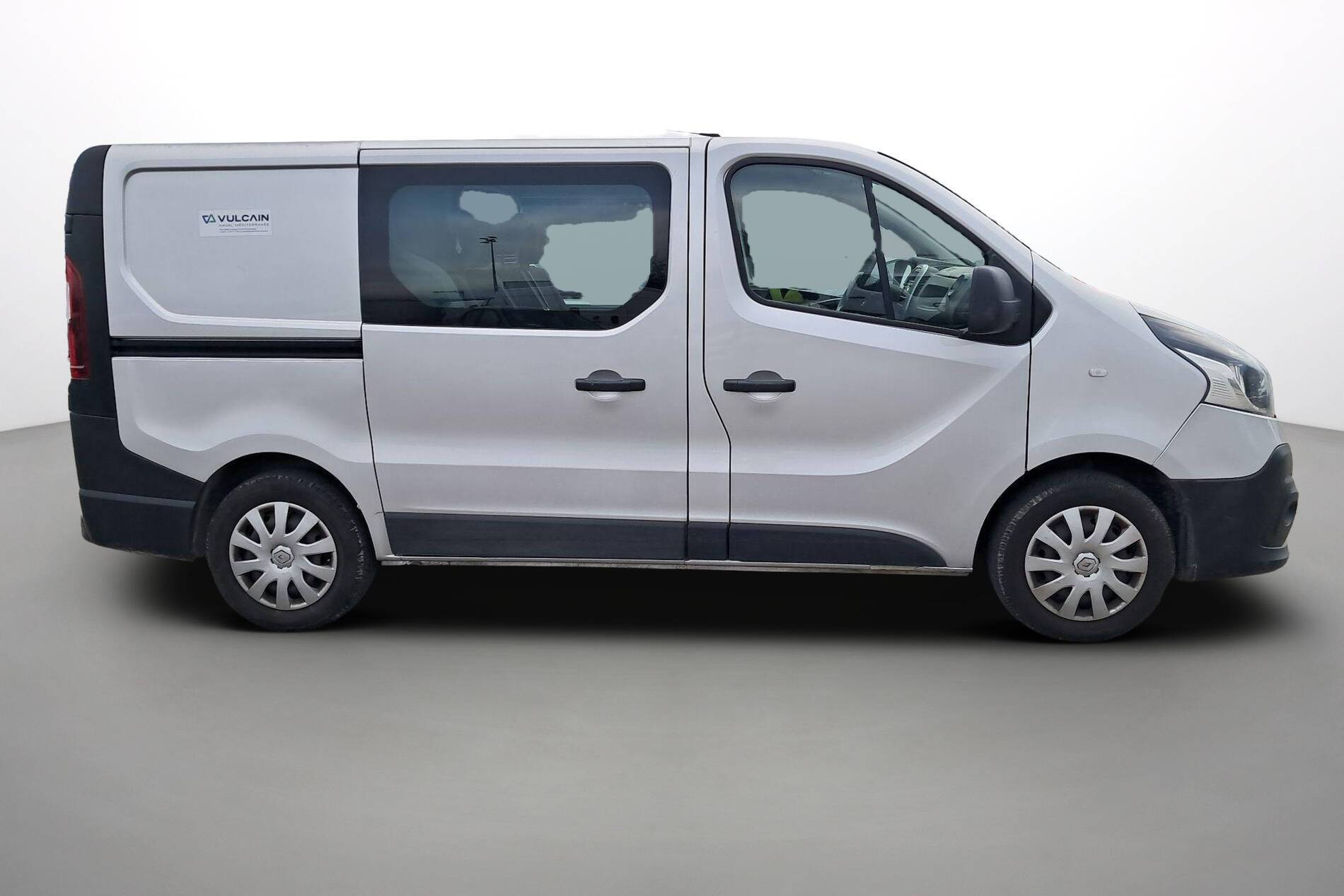 Vente en ligne Renault Trafic Cabine Approfondie TRAFIC CA L1H1 1000 KG DCI 120 E6 au prix de 19 490 €