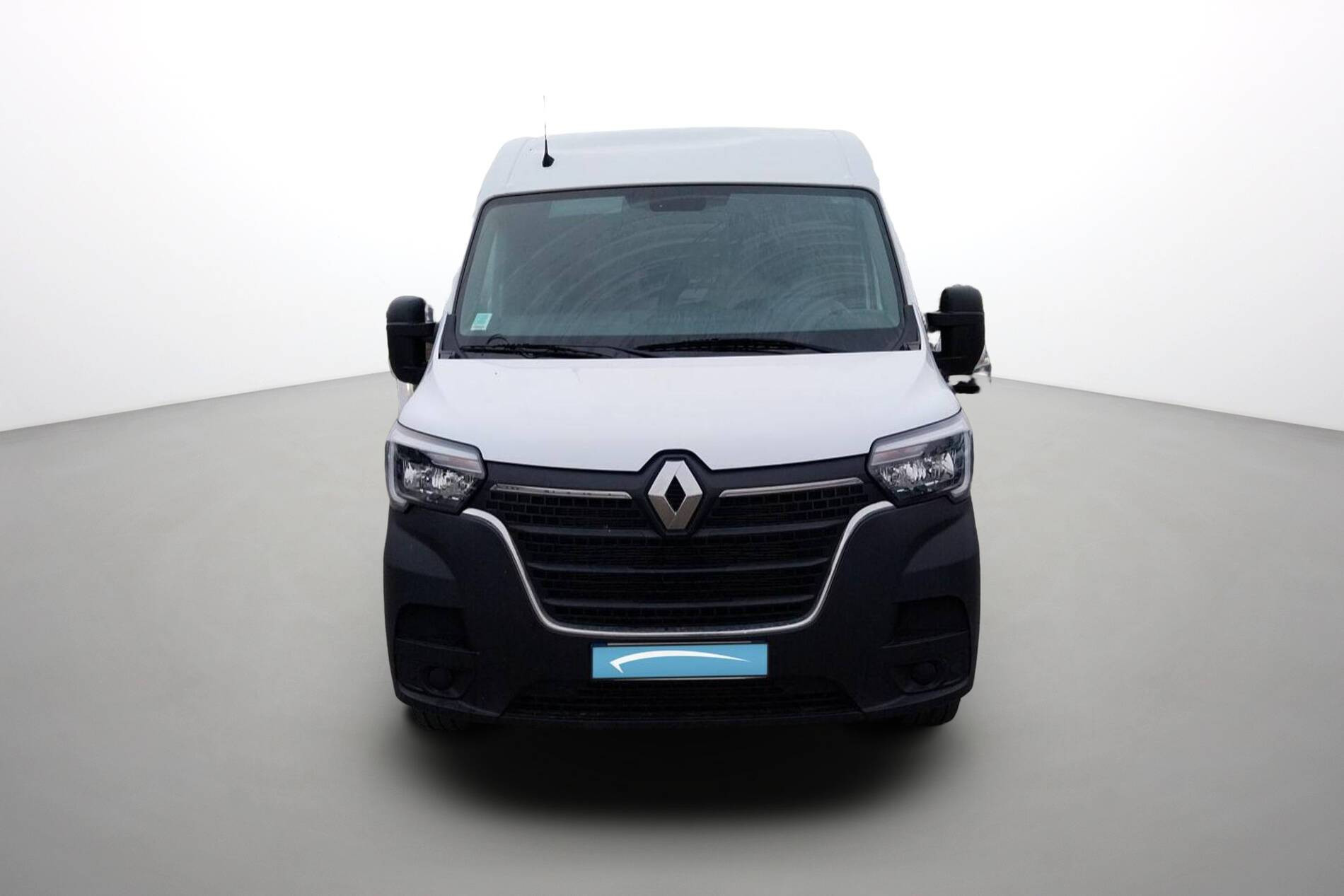 Vente en ligne Renault Master Fourgon MASTER FGN TRAC F3500 L2H2 BLUE DCI 135 au prix de 25 290 €