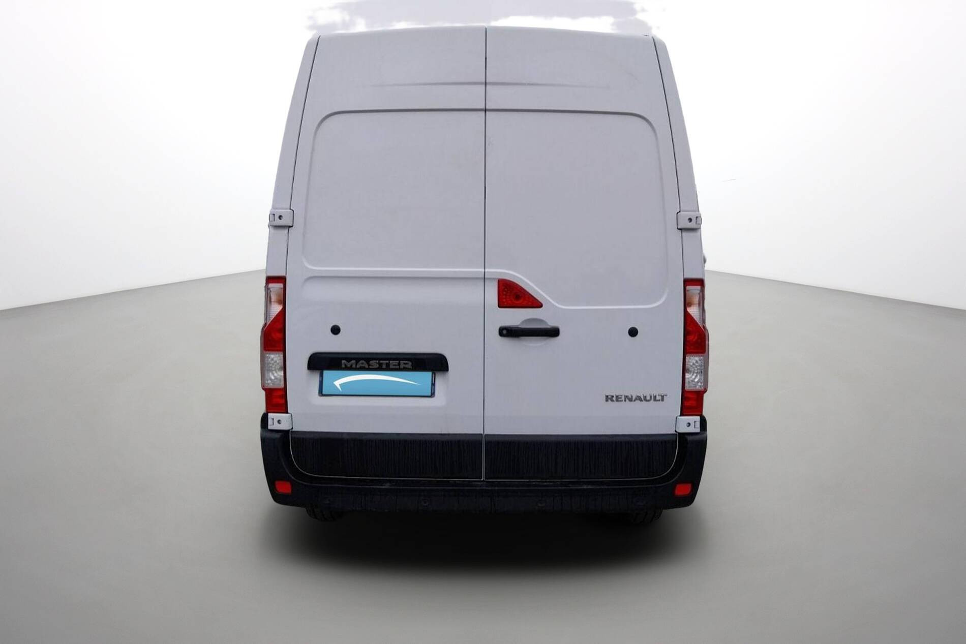 Vente en ligne Renault Master Fourgon MASTER FGN TRAC F3500 L2H2 BLUE DCI 135 au prix de 25 290 €