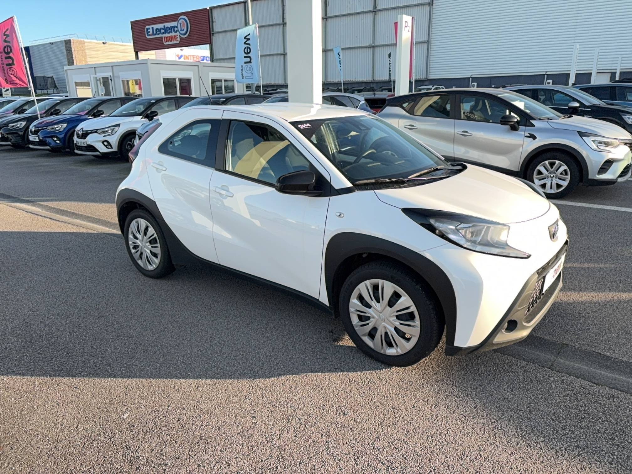 Vente en ligne Toyota Aygo X  1.0 VVT-i 72 S-CVT au prix de 14 390 €