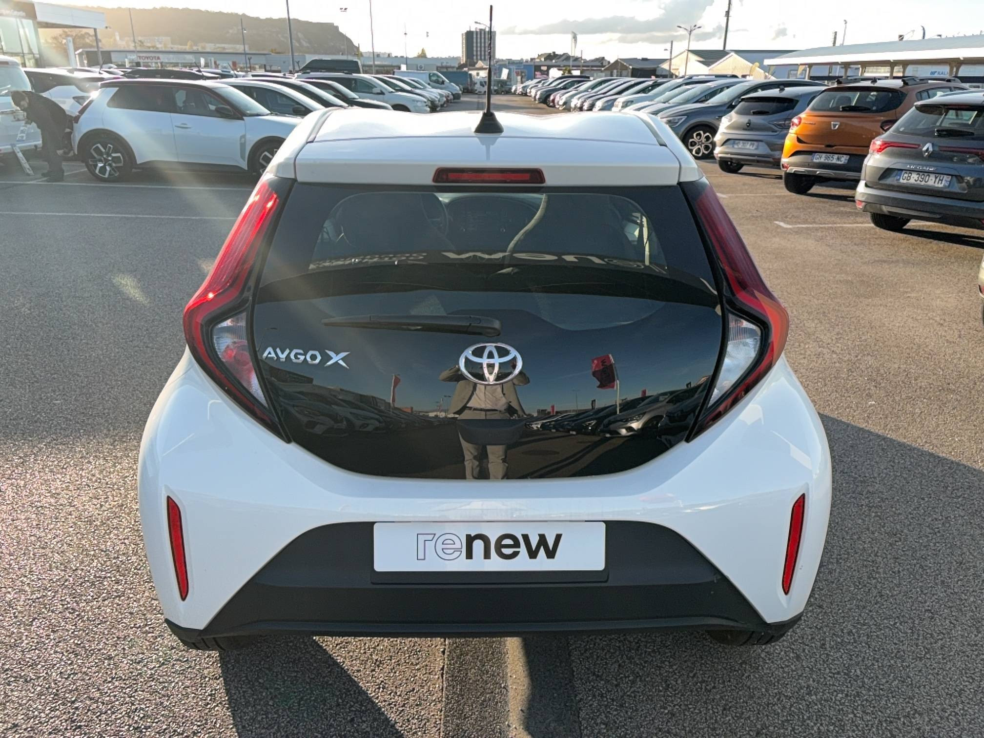 Vente en ligne Toyota Aygo X  1.0 VVT-i 72 S-CVT au prix de 14 390 €