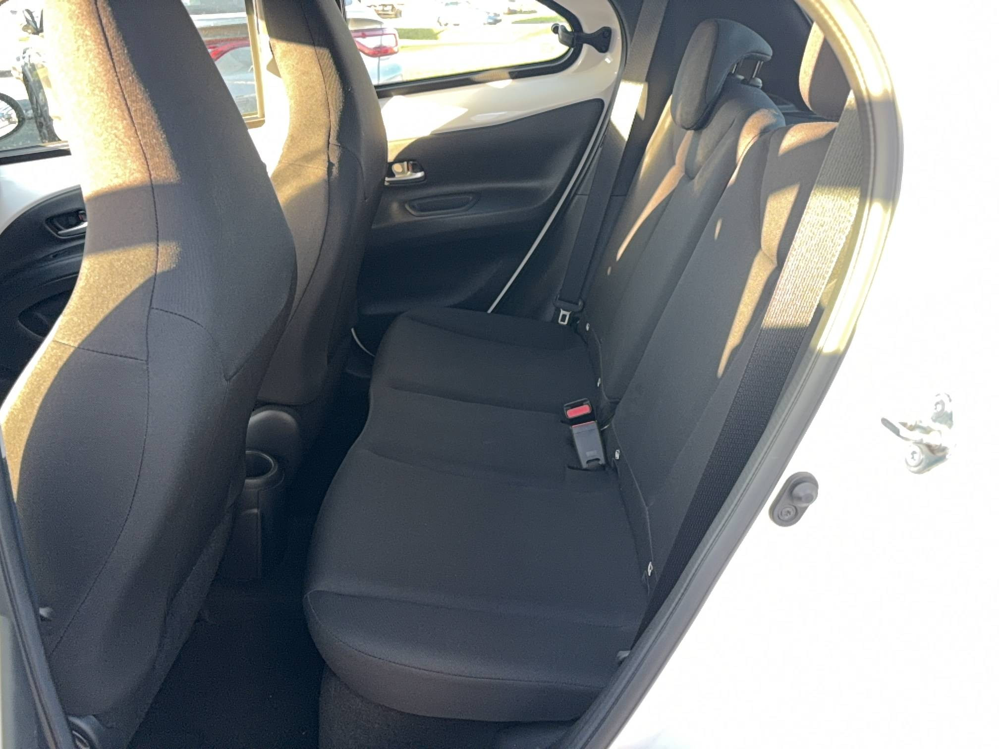 Vente en ligne Toyota Aygo X  1.0 VVT-i 72 S-CVT au prix de 14 390 €