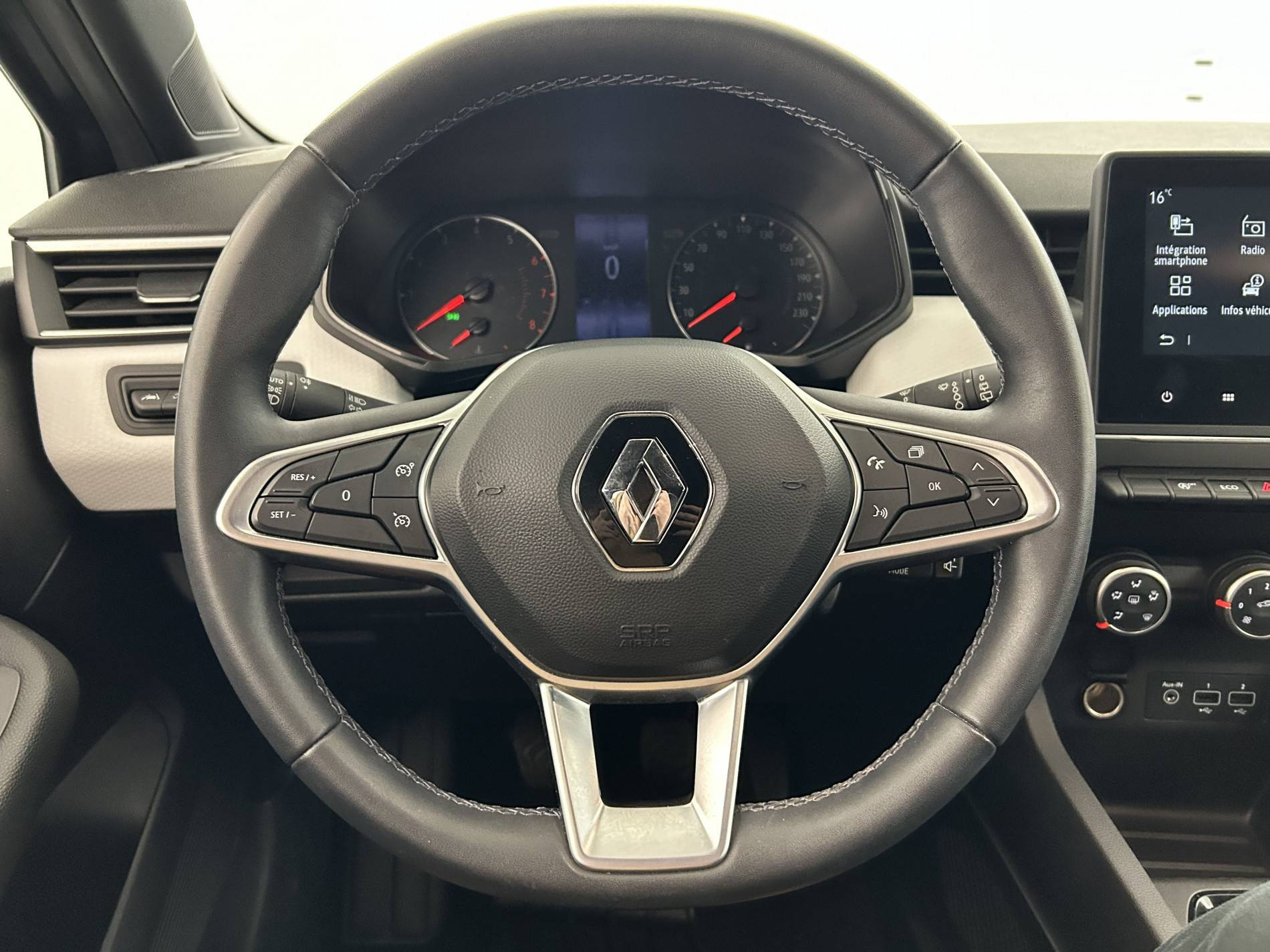 Vente en ligne Renault Clio 5 Clio TCe 100 GPL au prix de 14 290 €