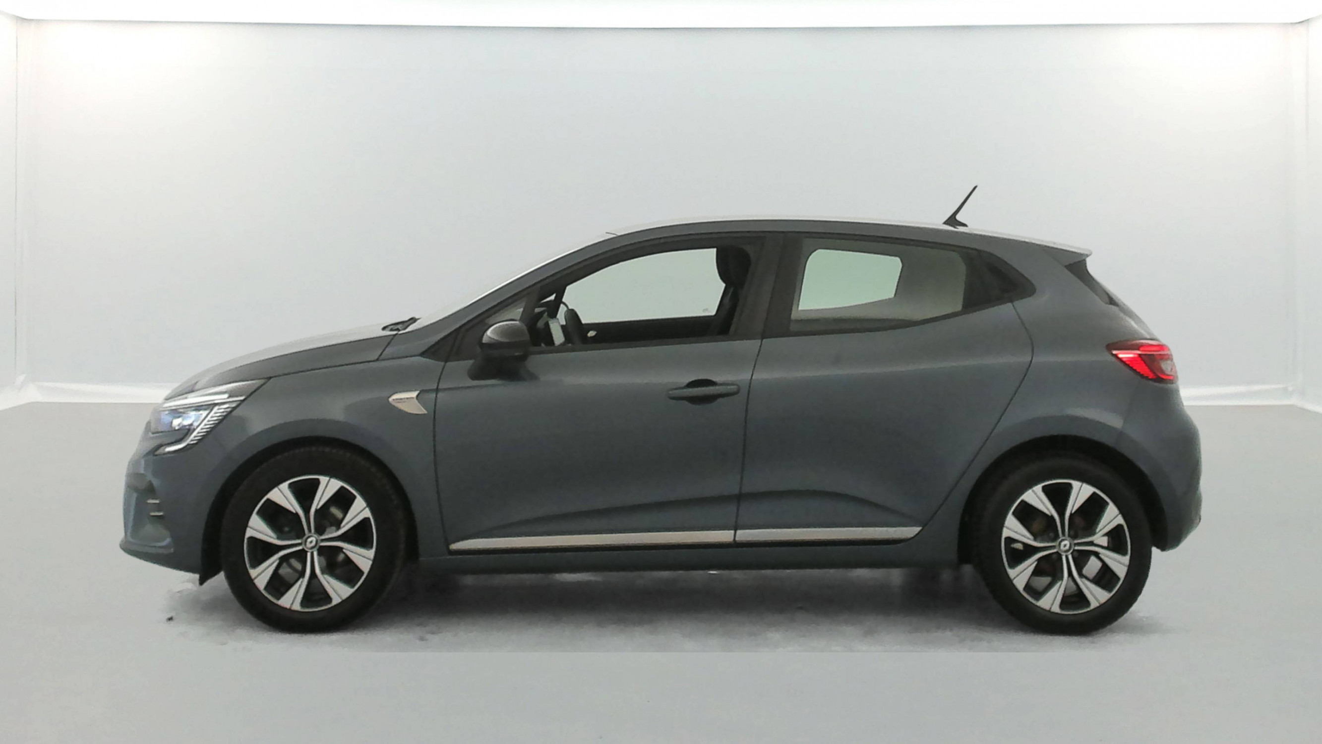 Vente en ligne Renault Clio 5 Clio TCe 100 GPL au prix de 14 290 €