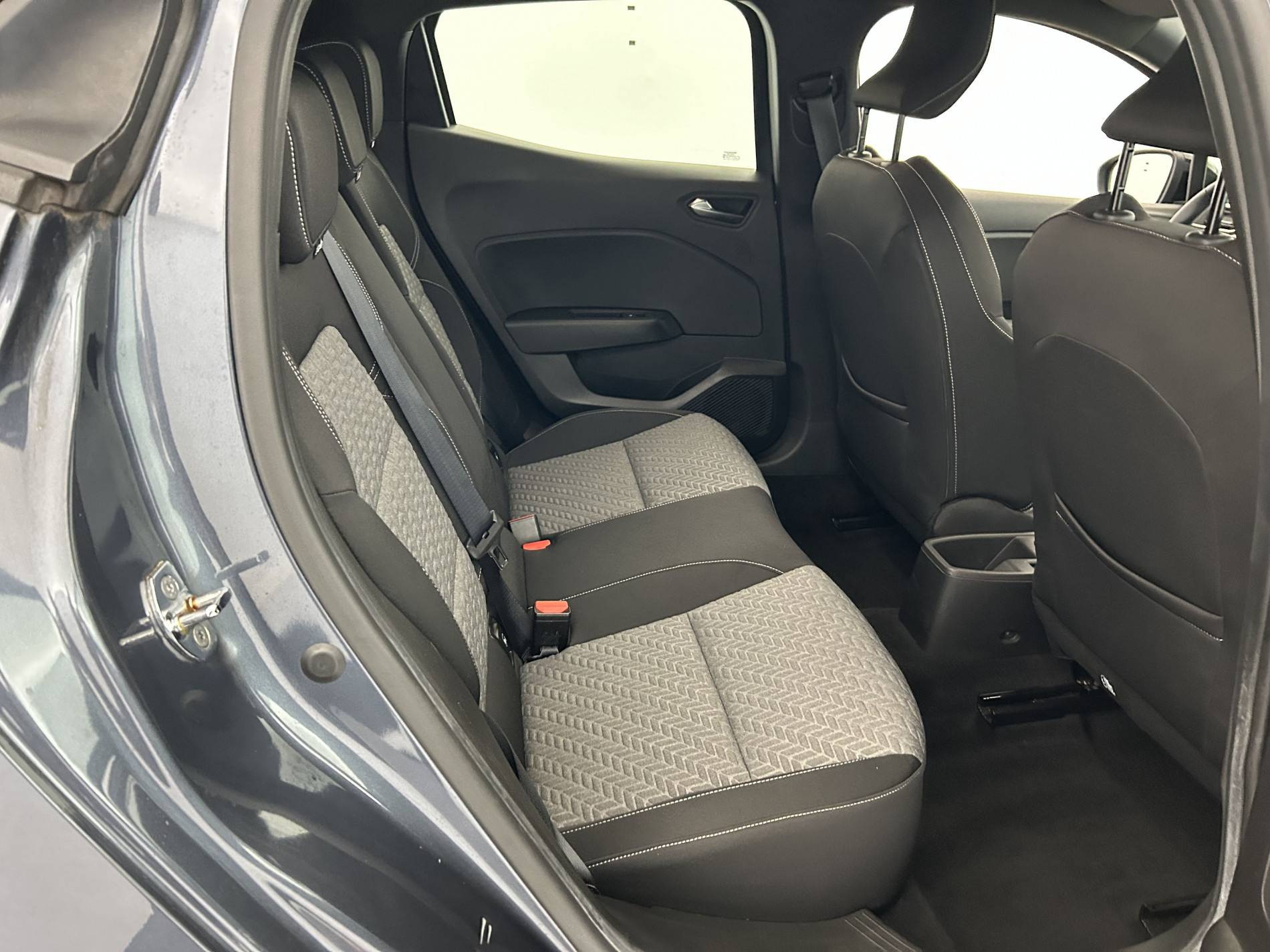 Vente en ligne Renault Clio 5 Clio TCe 100 GPL au prix de 14 290 €